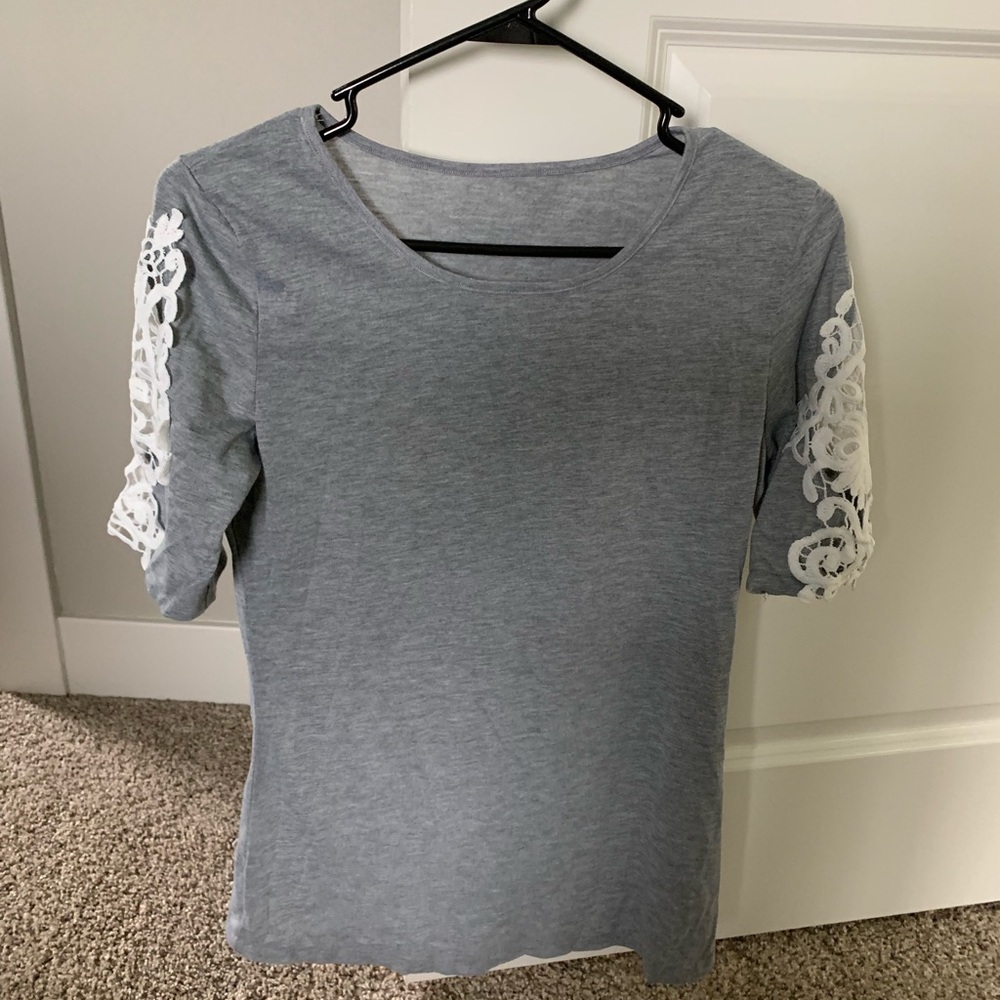 New Women’s cute crochet detail top